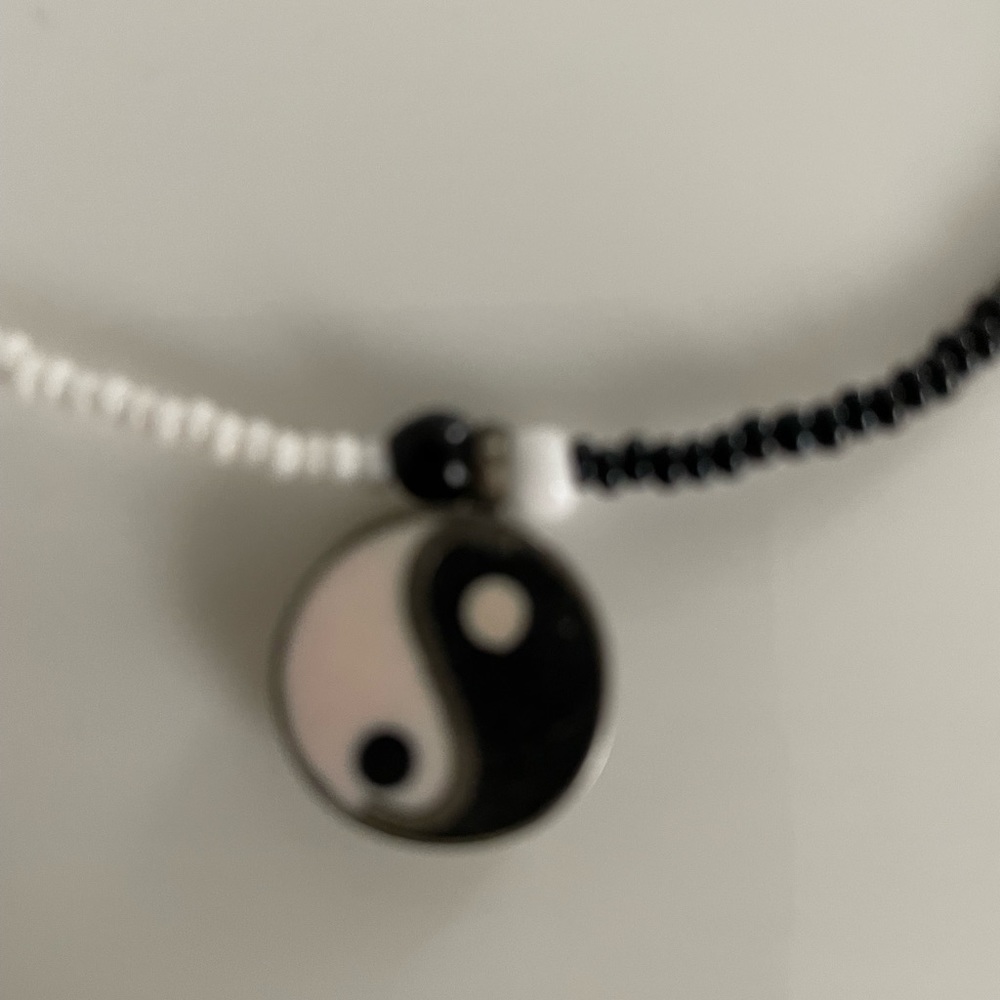 Yin Yang Necklace - Picture 2 of 3